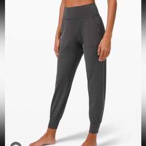 Lululemon gray align joggers